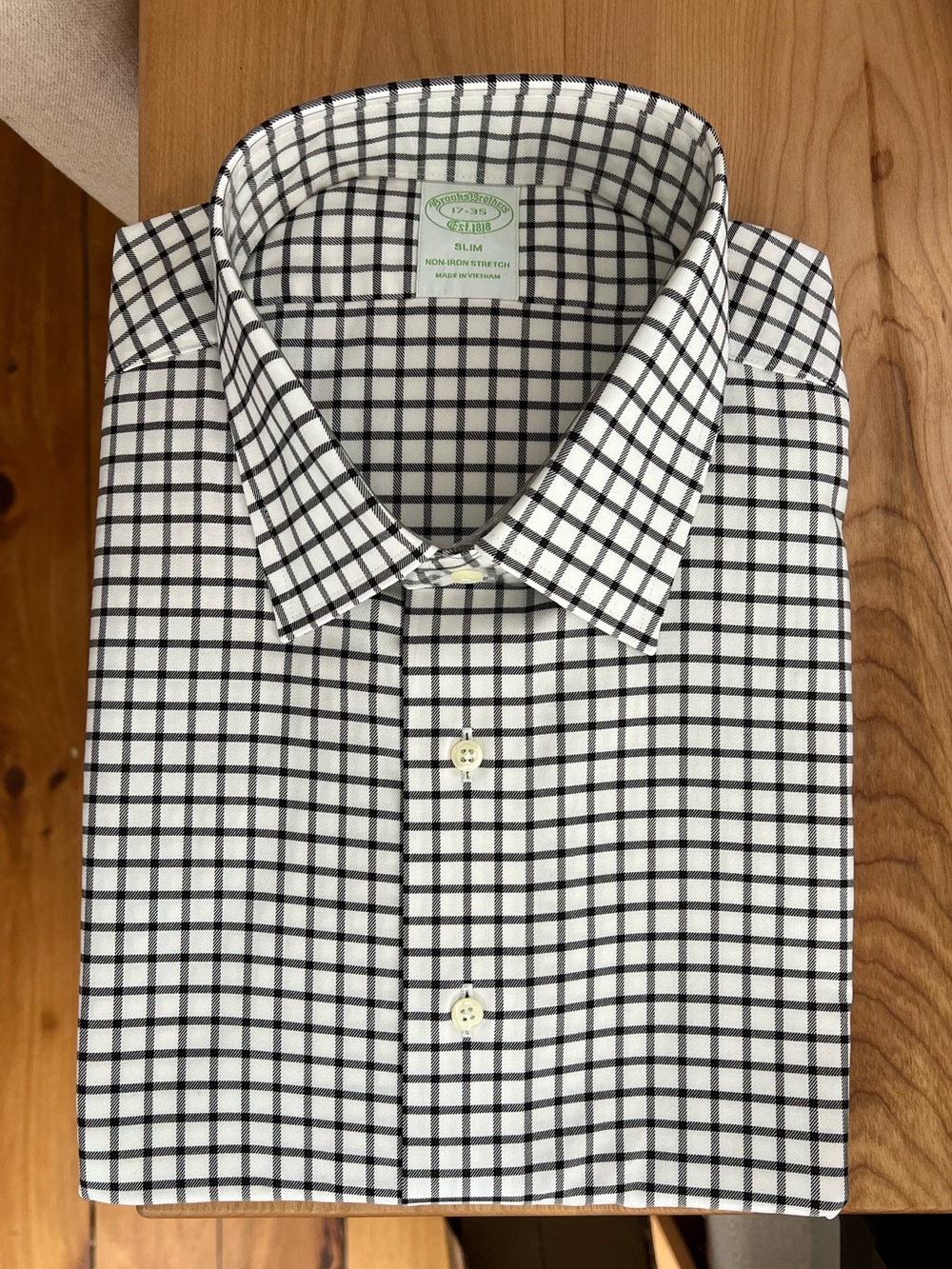 Brooks Brothers White Supima Dress Shirt with Black Windowpane Check NonIron NEW